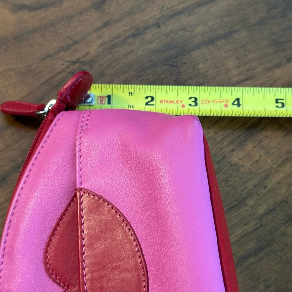 Ili New York Pink and Red Lip Design Women's Leather Cosmetic Bag EUC - Picture 7 of 8